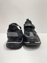 Load image into Gallery viewer, Կոշիկ֊բոթաս՝ շնչող 822 Կողքից SP

